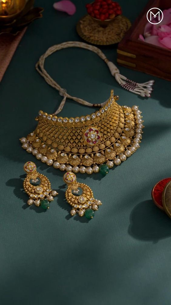 Bridal jewellery 